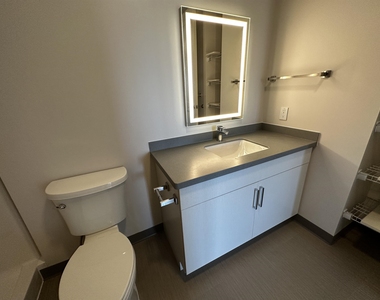409 Elm - Photo Thumbnail 23