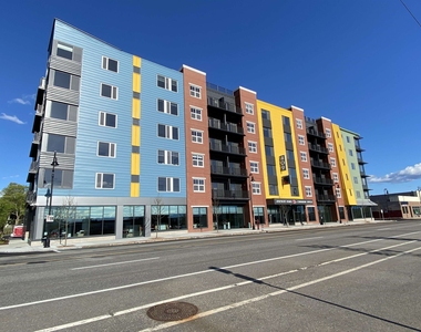 409 Elm - Photo Thumbnail 2