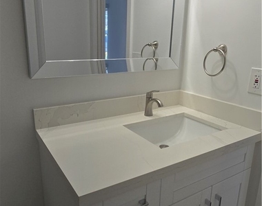 1404 Se 40th Street - Photo Thumbnail 20