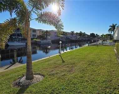 1404 Se 40th Street - Photo Thumbnail 6