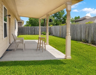 2232 Ivy Wall Drive - Photo Thumbnail 5