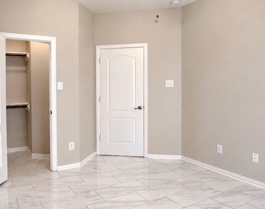 2232 Ivy Wall Drive - Photo Thumbnail 27