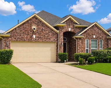 2232 Ivy Wall Drive - Photo Thumbnail 2