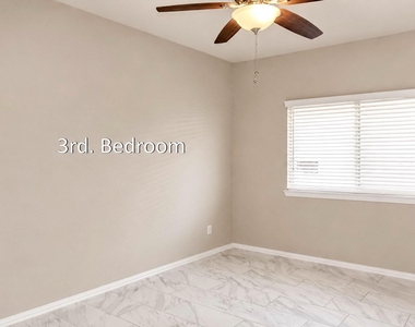 2232 Ivy Wall Drive - Photo Thumbnail 28