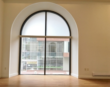 875 Elm - Photo Thumbnail 3