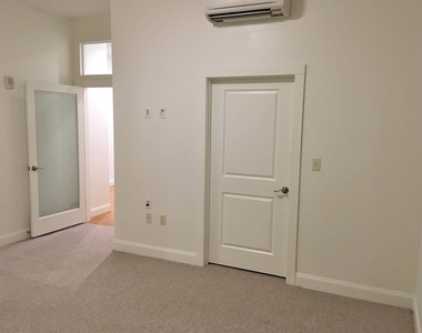 875 Elm - Photo Thumbnail 26