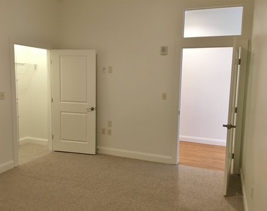 875 Elm - Photo Thumbnail 21