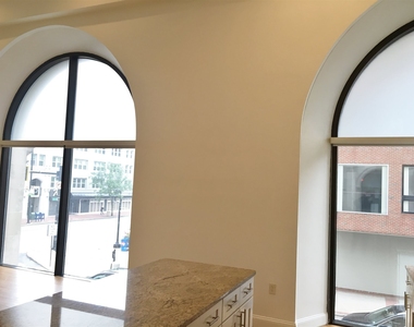 875 Elm - Photo Thumbnail 8