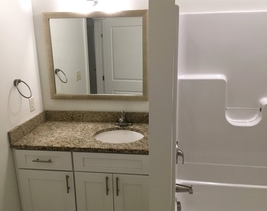875 Elm - Photo Thumbnail 29