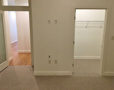 875 Elm - Photo Thumbnail 28