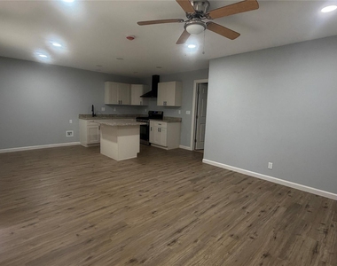 1204 St Joseph Street - Photo Thumbnail 2
