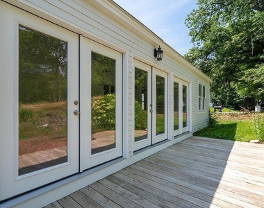 135 Pepperrell - Photo Thumbnail 4