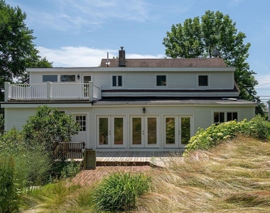 135 Pepperrell - Photo Thumbnail 3