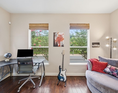 1716 Elgin Street - Photo Thumbnail 12