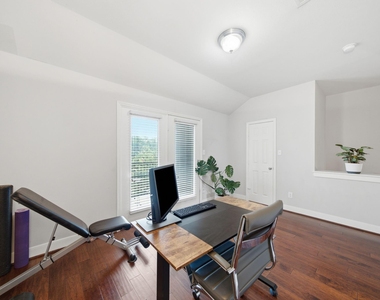 1716 Elgin Street - Photo Thumbnail 22