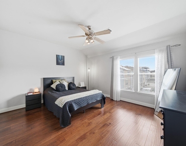 1716 Elgin Street - Photo Thumbnail 15