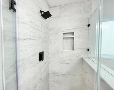 20919 Hall Colony Court - Photo Thumbnail 18