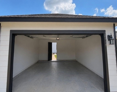 20919 Hall Colony Court - Photo Thumbnail 30