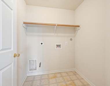 2923 Ridge Scene Way - Photo Thumbnail 30