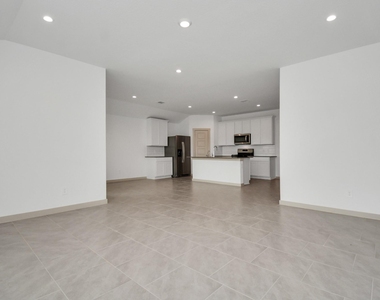 7731 Suffolk Valley Lane - Photo Thumbnail 30