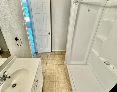116 W Davitt Street - Photo Thumbnail 8