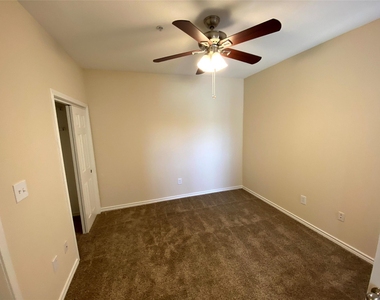 2350 Westcreek Lane - Photo Thumbnail 4