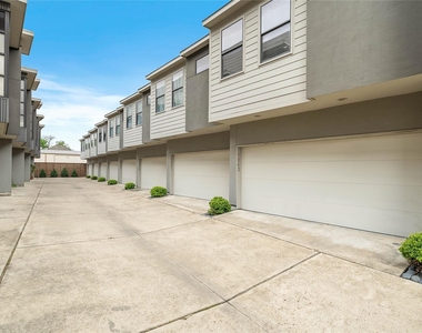 1043 Bonner Street - Photo Thumbnail 15