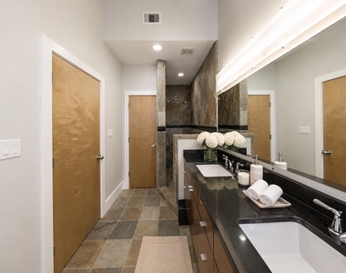 1043 Bonner Street - Photo Thumbnail 10
