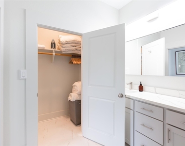 3209 Avenue P 1/2 - Photo Thumbnail 17