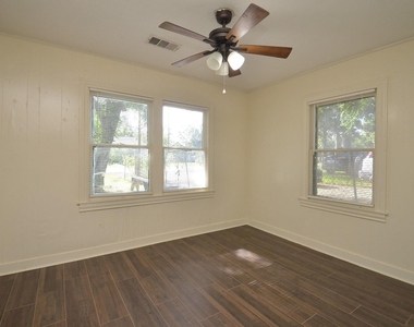 1600 5th Street - Photo Thumbnail 17