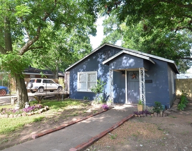 1600 5th Street - Photo Thumbnail 2