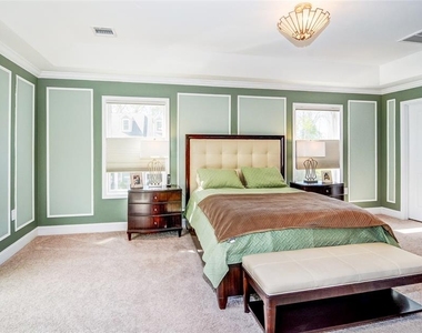 2102 Freeman - Photo Thumbnail 12