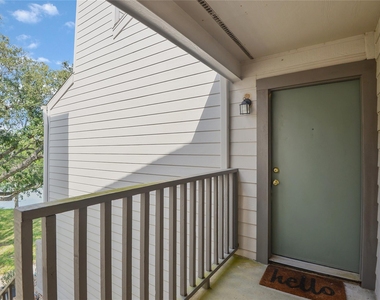 3220 69th Street - Photo Thumbnail 15