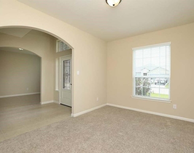 21202 Sunshine Meadow Drive - Photo Thumbnail 4