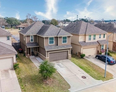 5742 Adelaide River Drive - Photo Thumbnail 1