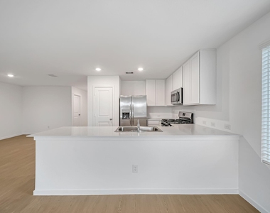 25625 Rose Creek Drive - Photo Thumbnail 4