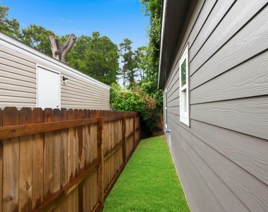 16902 Balmoral - Photo Thumbnail 25