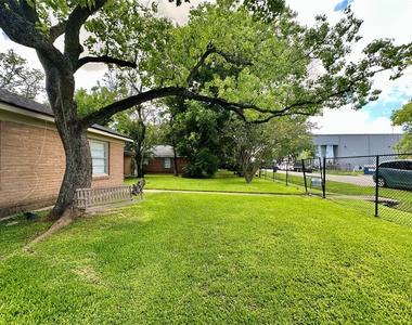 5720 Parwill Street - Photo Thumbnail 14