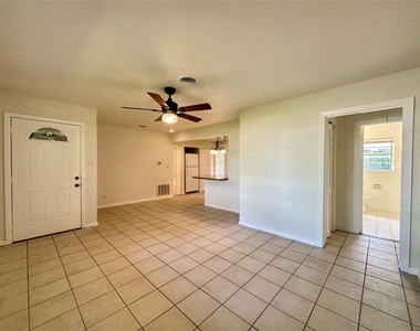 5720 Parwill Street - Photo Thumbnail 11