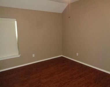 13006 Brayton Ct - Photo Thumbnail 4