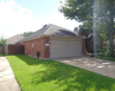 13006 Brayton Ct - Photo Thumbnail 3