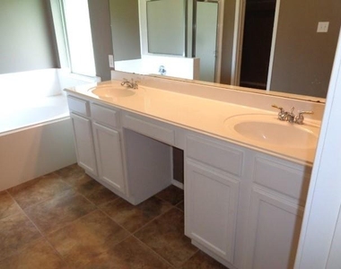 13006 Brayton Ct - Photo Thumbnail 21