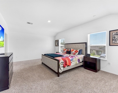 24222 Sandstone Valley Lane - Photo Thumbnail 15