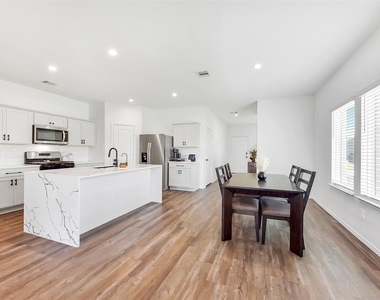 24222 Sandstone Valley Lane - Photo Thumbnail 11