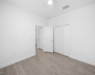 14279 Winding Cedar Way - Photo Thumbnail 34