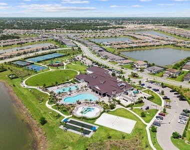 14279 Winding Cedar Way - Photo Thumbnail 45