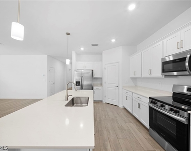 14279 Winding Cedar Way - Photo Thumbnail 11