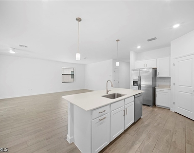 14279 Winding Cedar Way - Photo Thumbnail 8