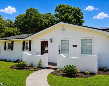 655 Sw Pointview Road - Photo Thumbnail 4