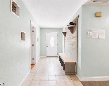 655 Sw Pointview Road - Photo Thumbnail 10